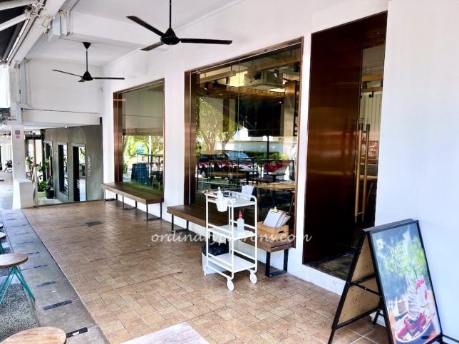 Sunday Folks and % : Waffles and Coffee at Holland Village