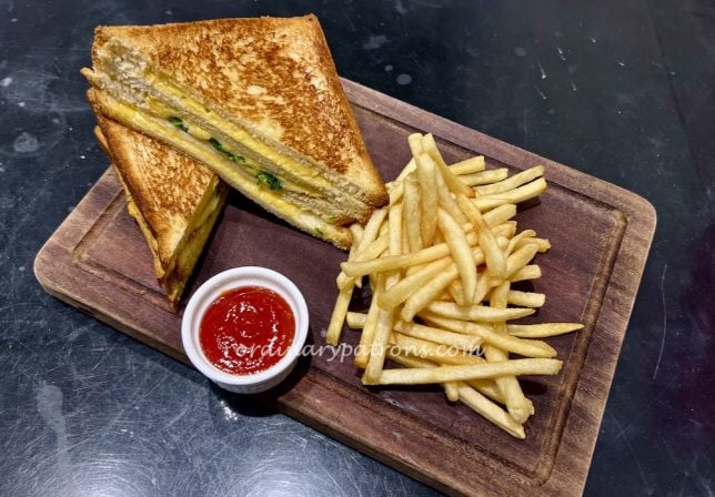 PAZZION Cafe Takashimaya cheese sandwich