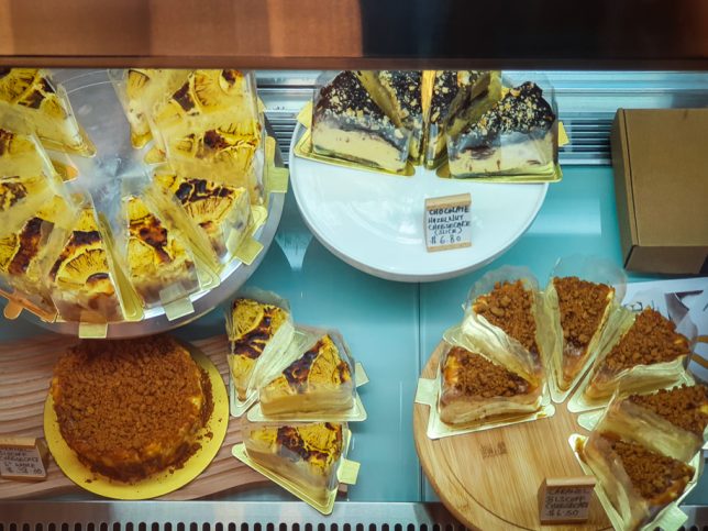 Cakes at Ree.Connects