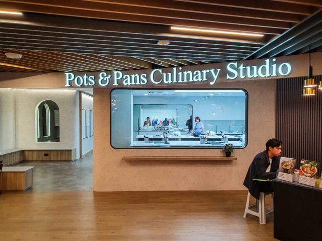 Pots & Pans at The Centerpoint 