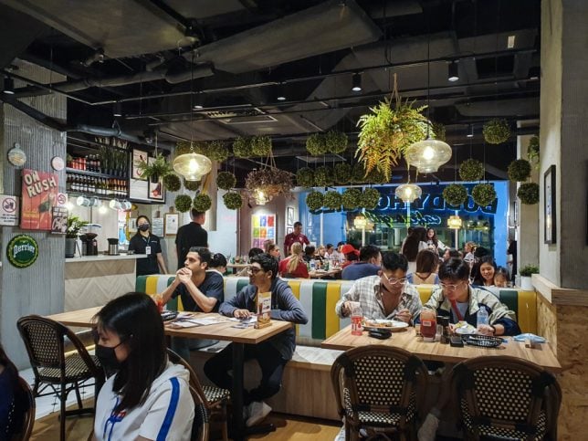 Buddy Hoagies Rendezvous Hotel