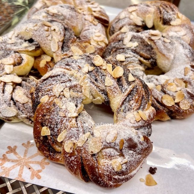 Wu Pao Chun Christmas Bread & Buns for CNY, Valentines' Day