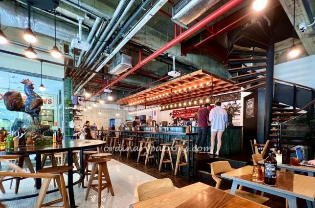 Common Man Coffee Roasters Café  (CMCR Singapore)