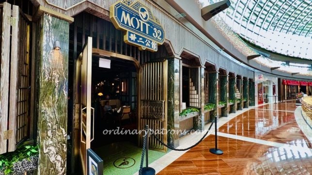 Mott 32 MBS Chinese Restaurant review  Singapore