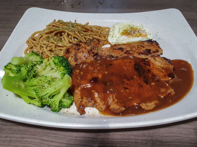 Pork Chop with Pasta at Pang Pang Western Food