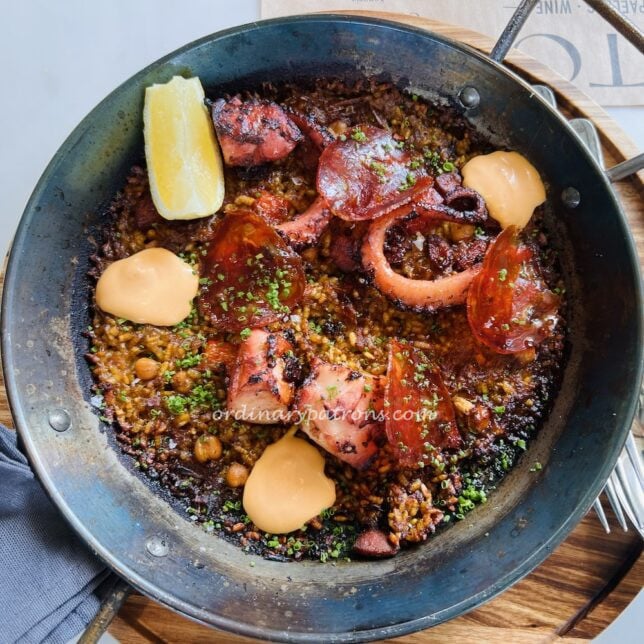 Tinto Restaurant Review -Paella