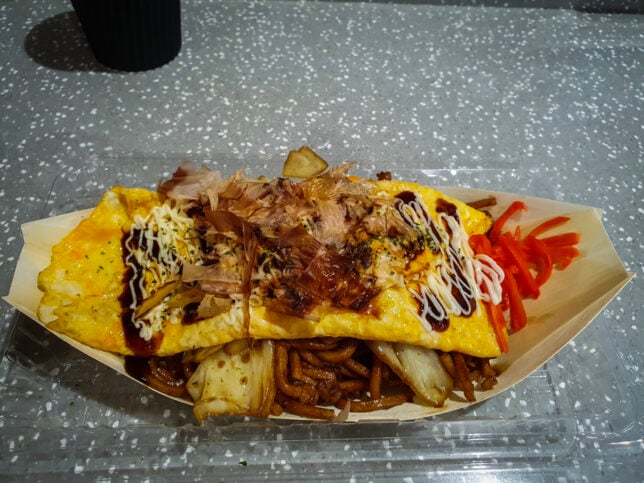 Plain Omelet Sauce Yaki Soba 