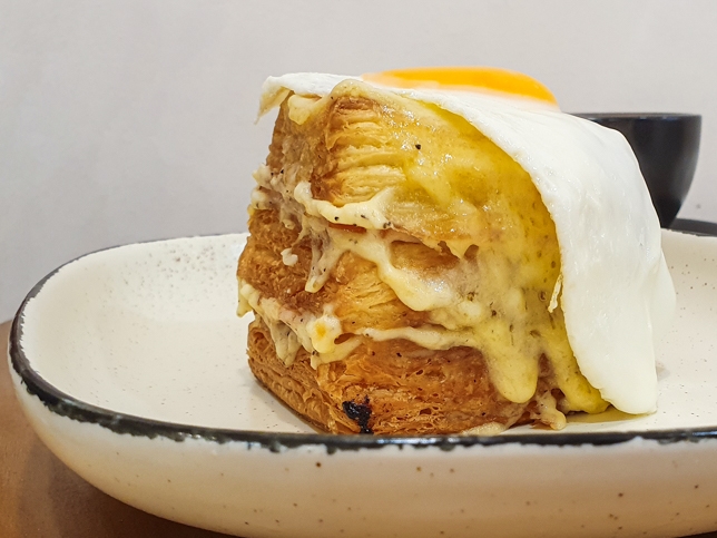 Croque Madame of Lunar Rabbit 