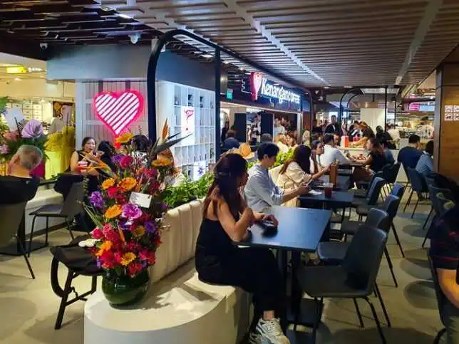 Kenangan Coffee at Raffles City