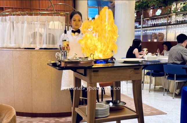 Brasserie Astoria Singapore Victoria Concert Hall - Steak Flambeed