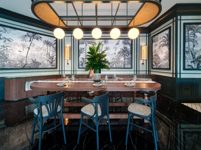 Entrepôt at The Robertson House