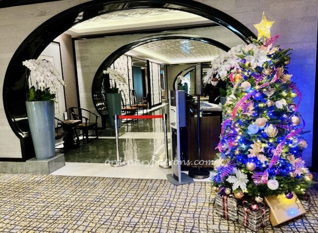 Wah Lok restaurant, Singapore.