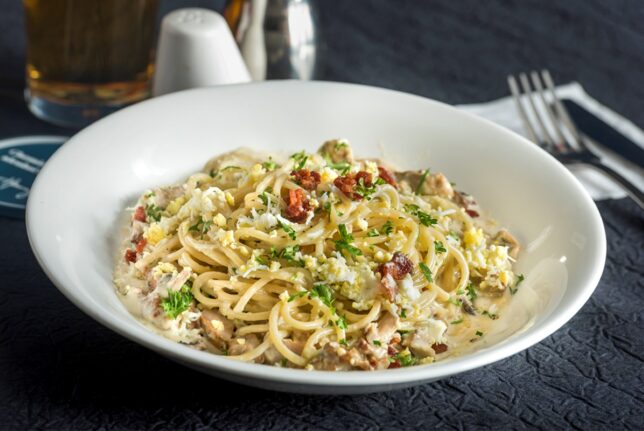 HARRY'S 1 for 1 lunch Bacon Mushroom Carbonara.