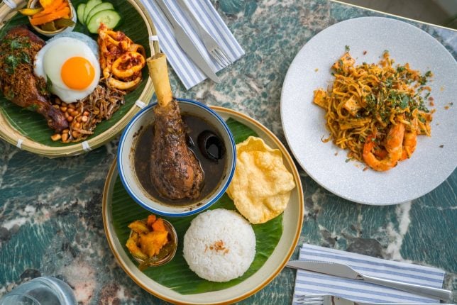 1-Flowerhill - Wildseed Cafe