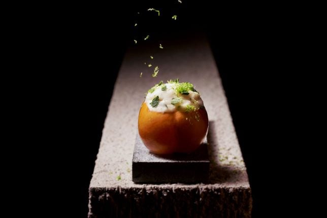 (credit - John Heng_Da Photographer)