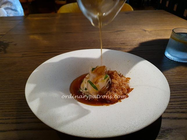 Chilled noodles, with scallops, citrus, plum consommé, beef granita 