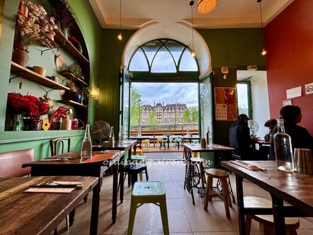 Hanoi 1988 Paris Vietnamese Restaurant 