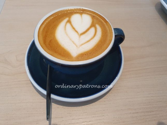 coffee at Leckerbaer Keong Saik 