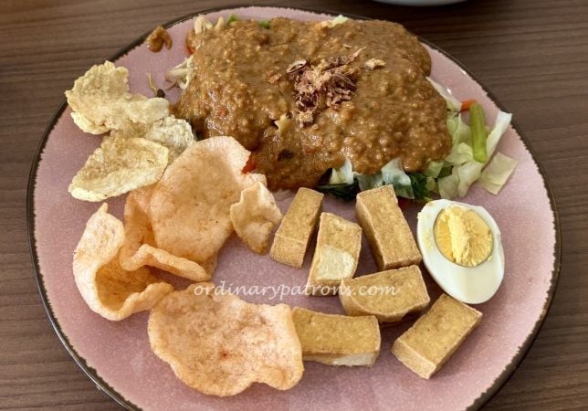 Three by Garamika
Gado Gado 