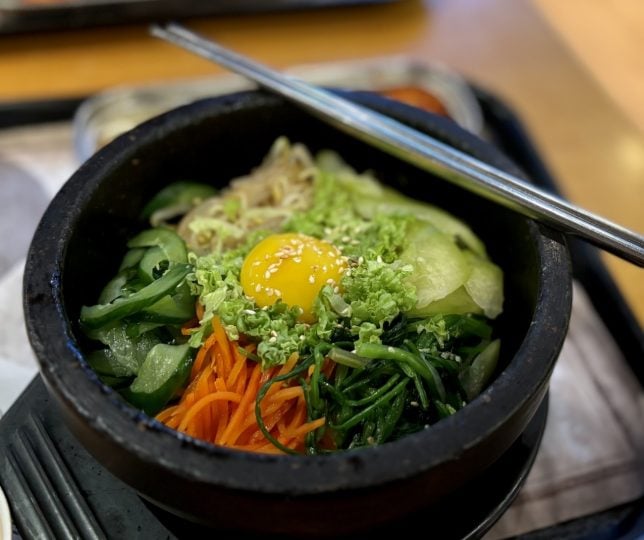 Dolsot bibimbap