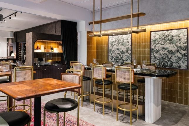 Clos — Deli & Wine House Interiors 