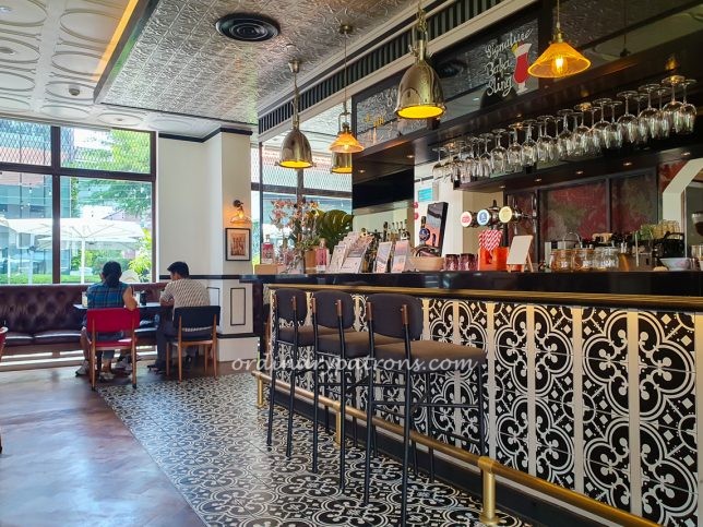 Baba Chews Bar & Eatery