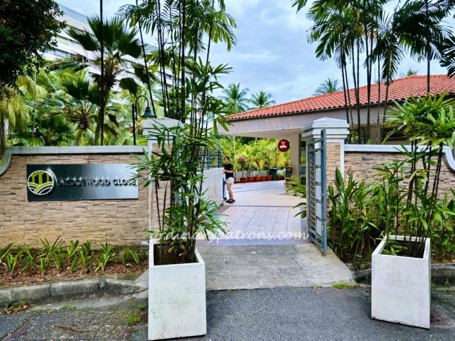 Ridgewood Close Restaurants