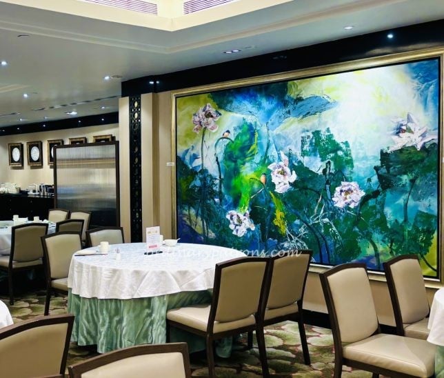 Tung Lok Signatures at Orchard Rendezvous Hotel