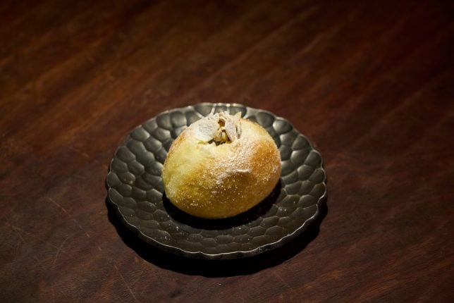 Apple Strudel doughnut 