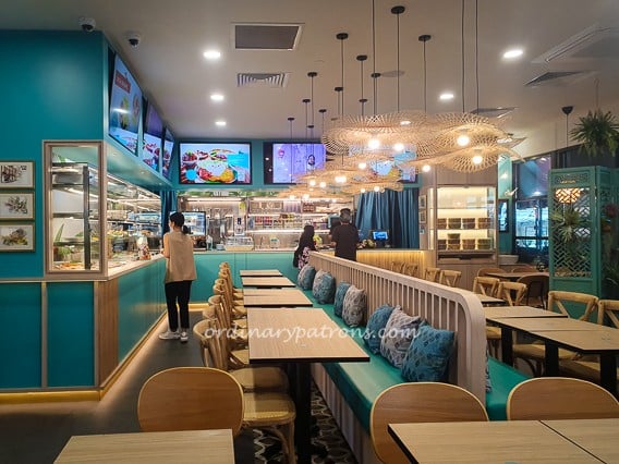 Campur Nasi Padang at Wisma Geylang Serai