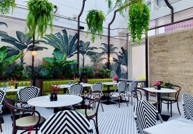 Capitol Bistro. Bar. Patisserie Kempinski Hotel Singapore