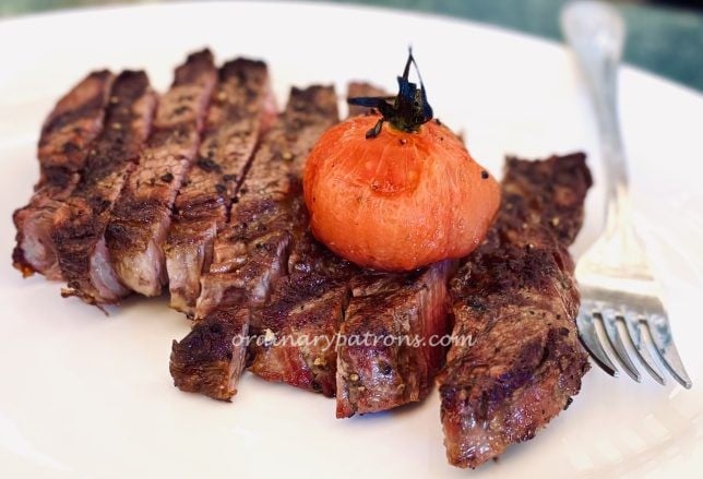 A Minimalist Lunch in Singapore