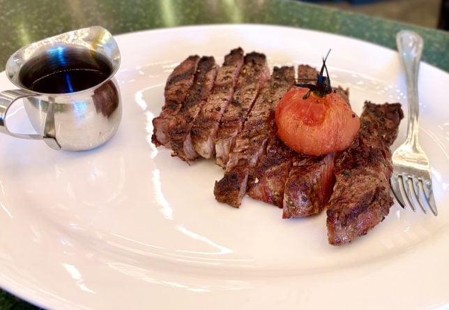 A Minimalist Lunch in Singapore