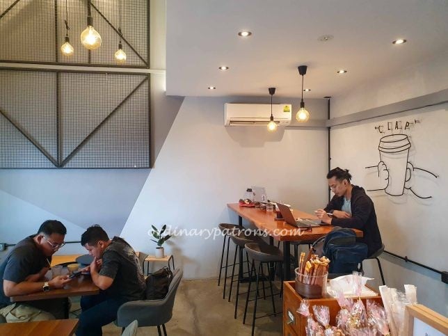 Clap Cafe, Blk 261 Waterloo St