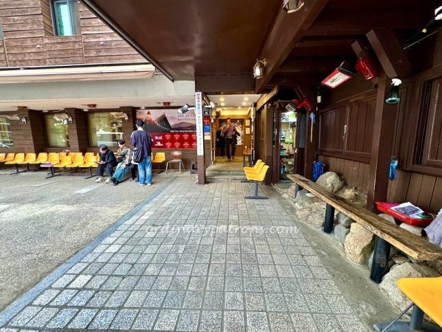 Hwangsaengga Kalguksu Seoul : Michelin Bib Gourmand restaurant