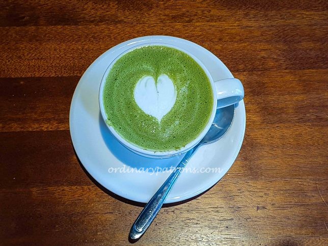 matcha latte at Toby's Estate 