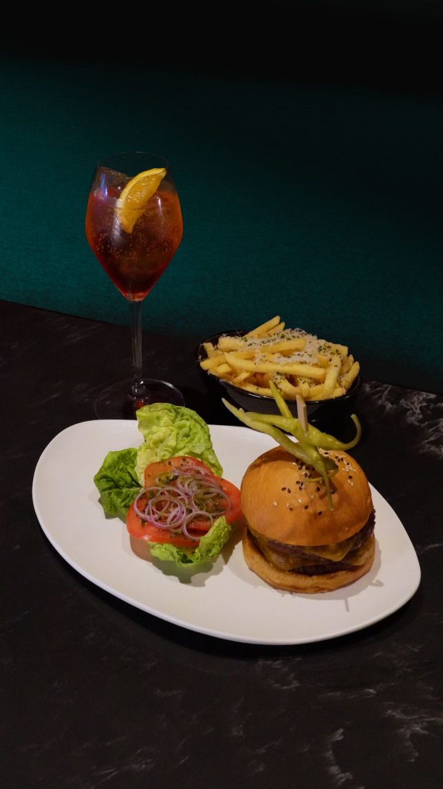 Baia, - Lunch Menu - Burger