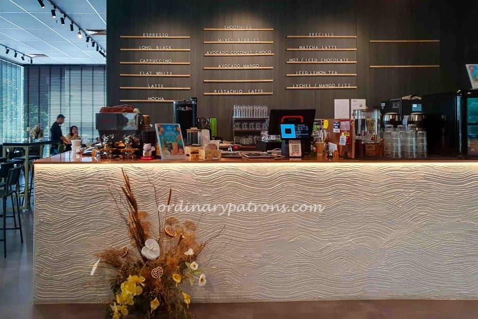 CL9UD Cafe at Bukit Merah