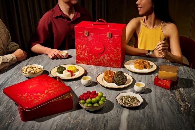 Fairmont Singapore Mooncake 2025