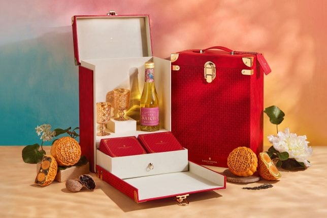 InterContinental-Singapore - Man Fu Yuan - Premium Baked Skin Mooncake Series 2025