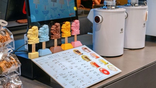 Senmo Coffee 3D Merlion ice cream 