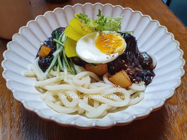 Jajjang Udon with Meatball 