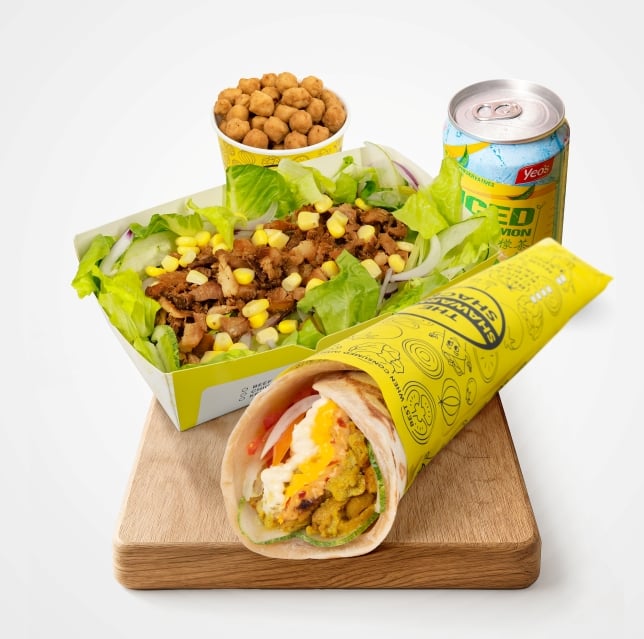 Savoury Chicken Tikka Wrap with Beef Salad