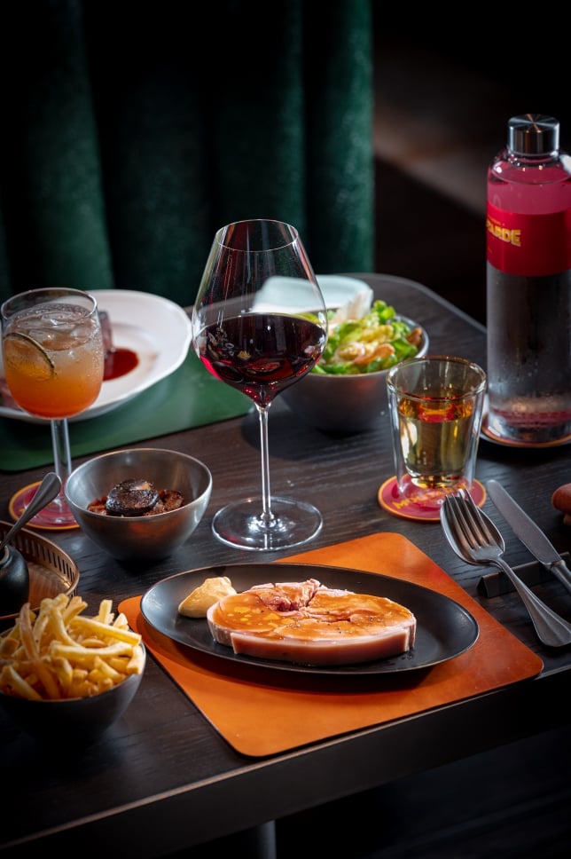 Suckling Pork Shoulder, Moutarde (Photo Credits_ Resorts World Sentosa)