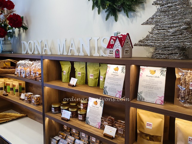 Dona Manis Heritage Bakehouse East Coast Road