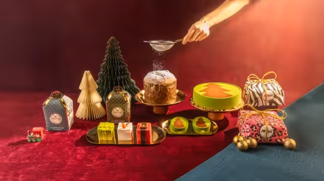 Andaz-Singapore-Handcrafted-for-the-Holidays-Andaz-Cake-Shop