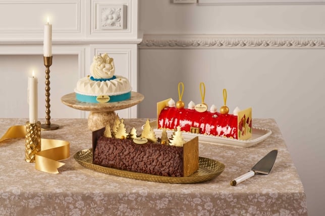 InterContinental Singapore - Log Cakes