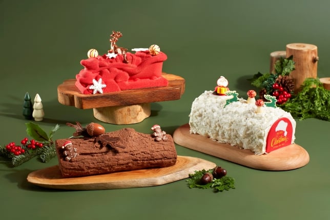 Christmas Log Cakes 2025