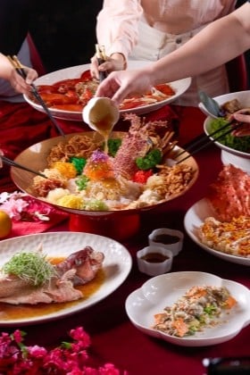 Chinese New Year's Eve Reunion Dinner at Fy Yuan