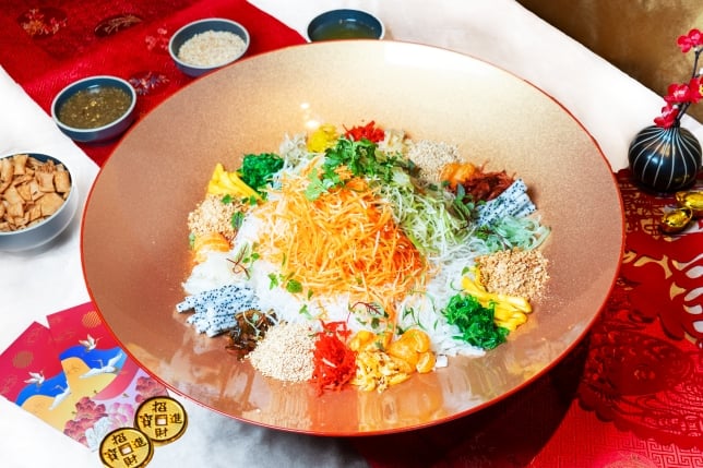 Edeb Restaurant - Mǎ -velous Vegetarian Fruity Yu Sheng